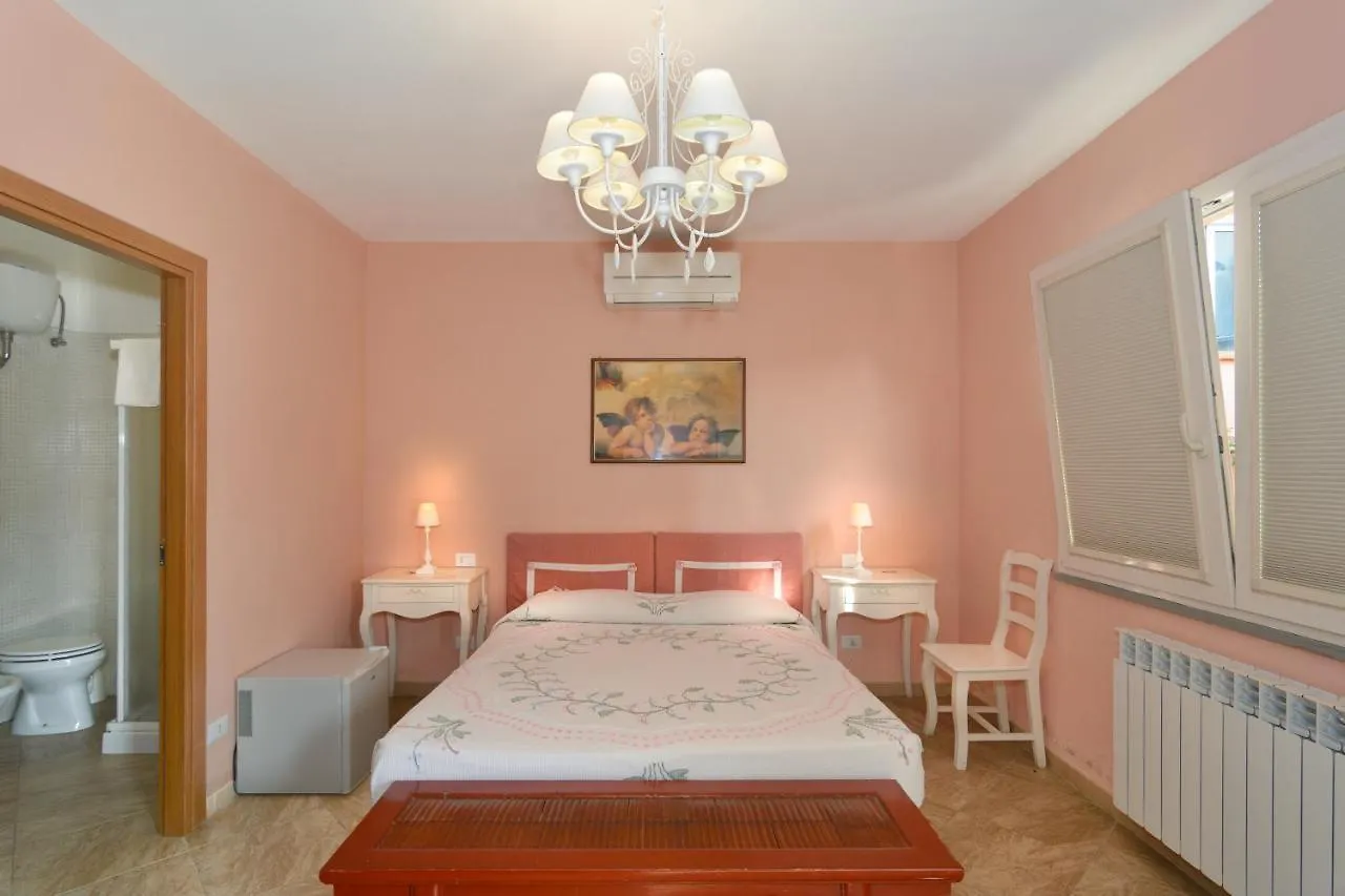 Guest house La Papaya Hotel Marina Di Pisa